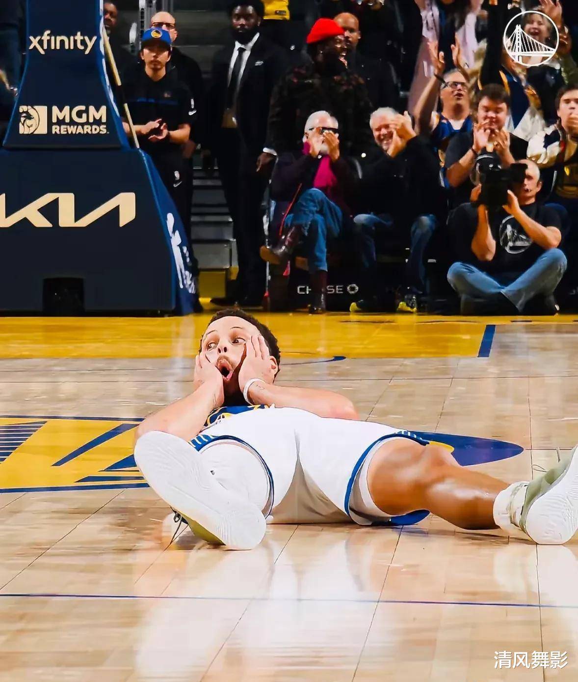 开云体育APP下载-史上最激动人心的季后赛逆转盘点