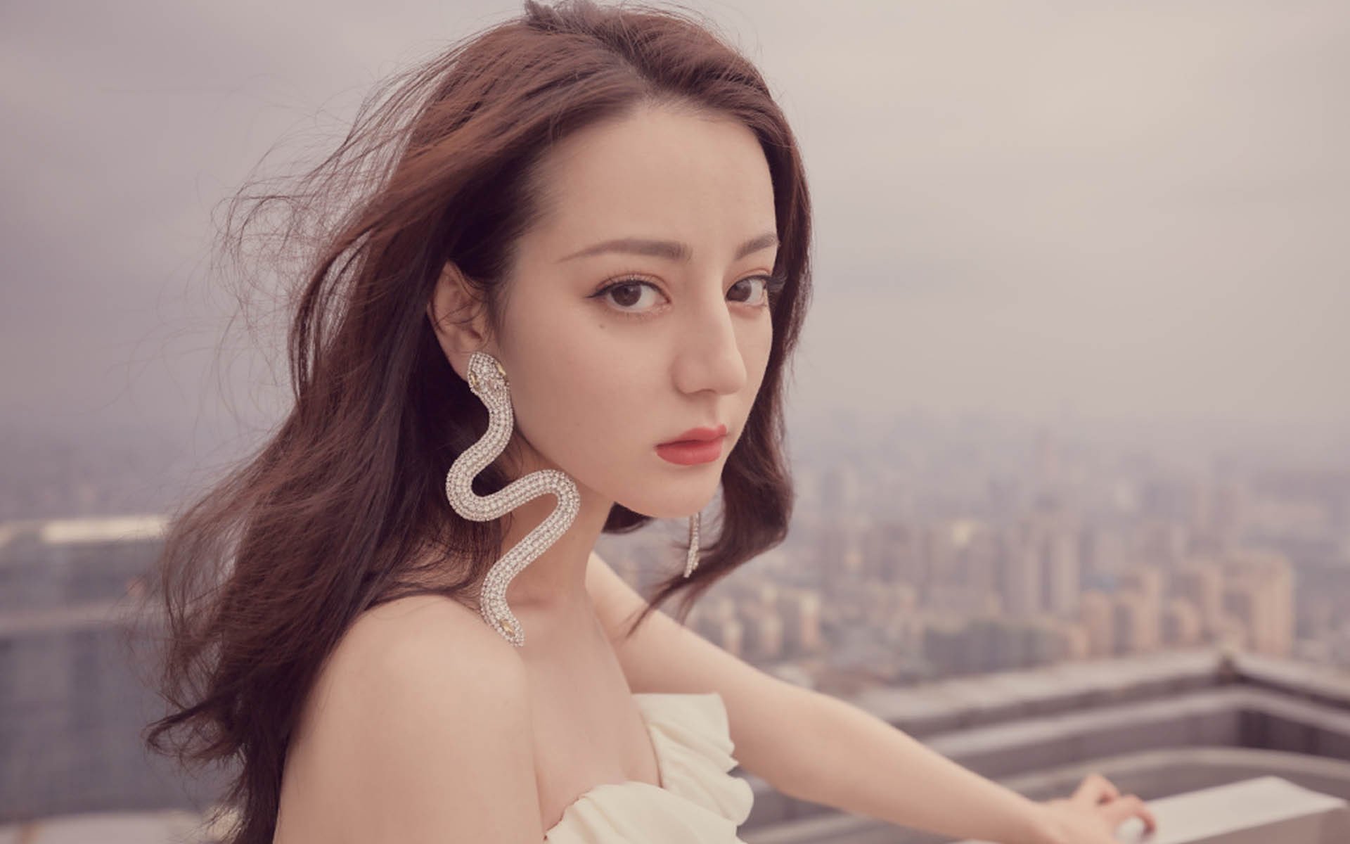 《年轻用户的喜好变化：内容多元化带来新机遇》，现阶段年轻人的喜好